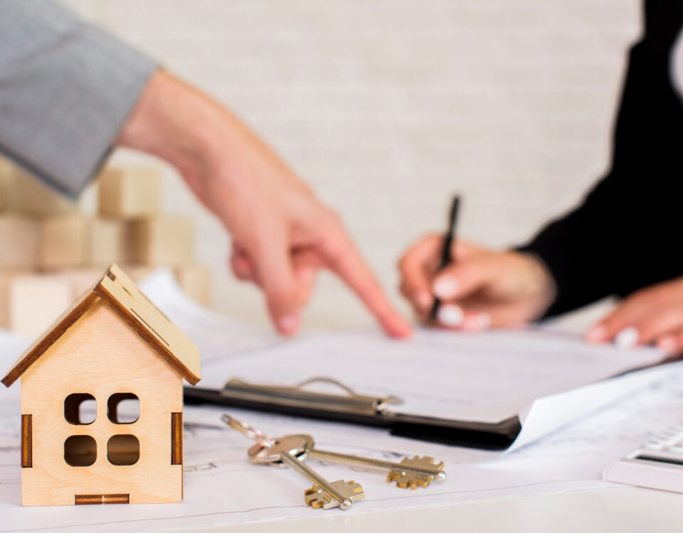 É possível usar imóveis como forma de investimento seguro?