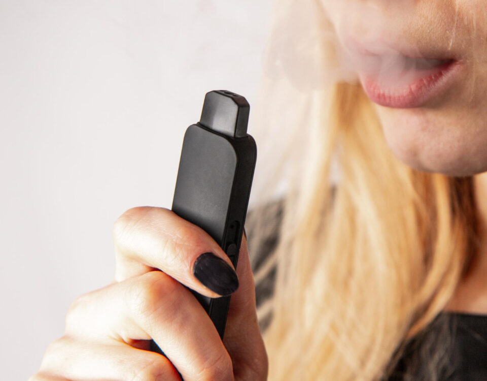 Vaporizador em casa: riscos e cuidados essenciais