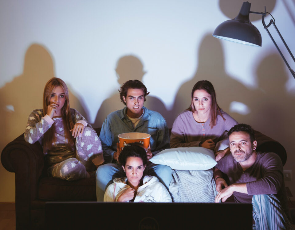 Ambientes domésticos pensados para maratonar séries e filmes